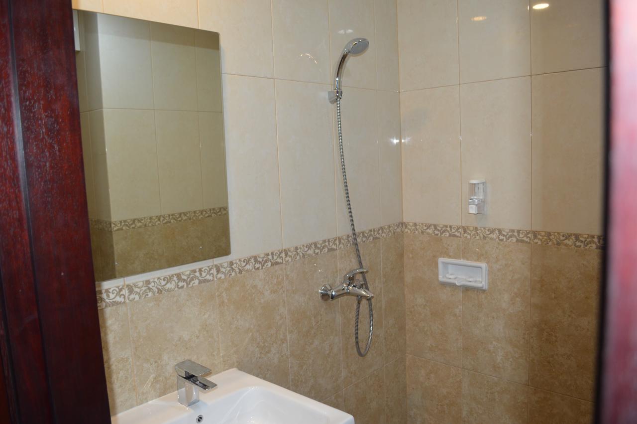 I&M Hotel Surabaya Kültér fotó